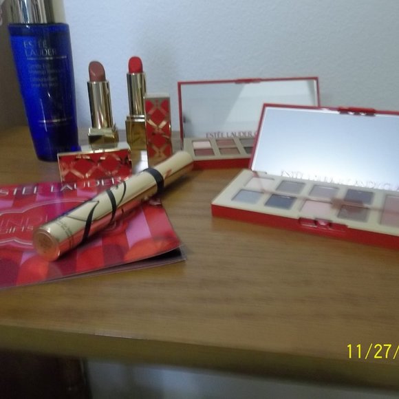 Estee Lauder Makeup and Cleanser, Candy Glam - Picture 2 of 7